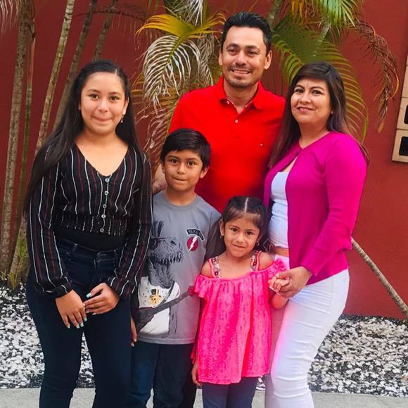 Meet your Posher, Sara - Picture 1 of 1